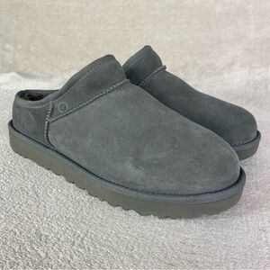 UGG Classic Slipper Shoes Womens Size 11 Gray Suede Shearling Slip On Clog